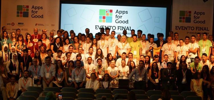App Start Up: Programadores do futuro de oito escolas portuguesas vão-se apresentar no Portugal Digital Summit